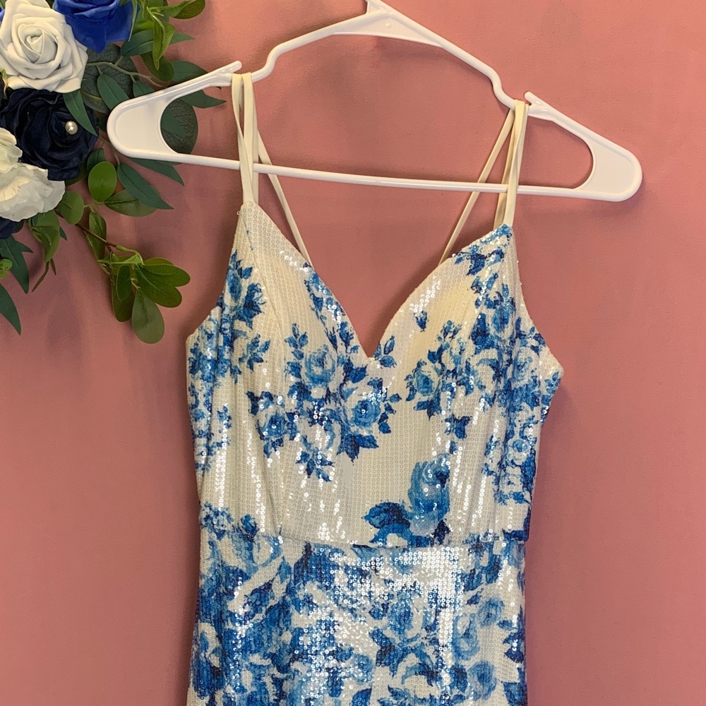 Elegant Strapless Blue Floral Dress